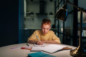 Mindfulness para Adolescentes: Melhorando a Concentração nos Estudos