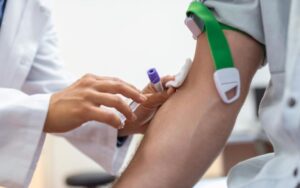 7 exames que precisam estar normais para envelhecer bem