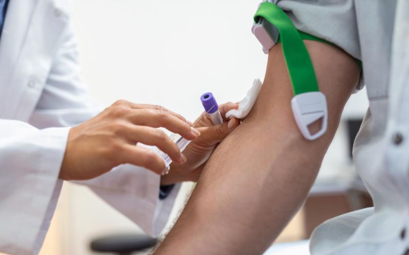 7 exames que precisam estar normais para envelhecer bem